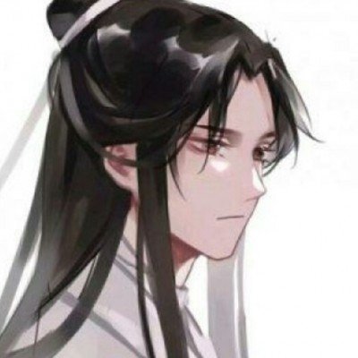 《丧尸围城4》弗兰克变身生化3吉尔 抹胸短裙贼性感